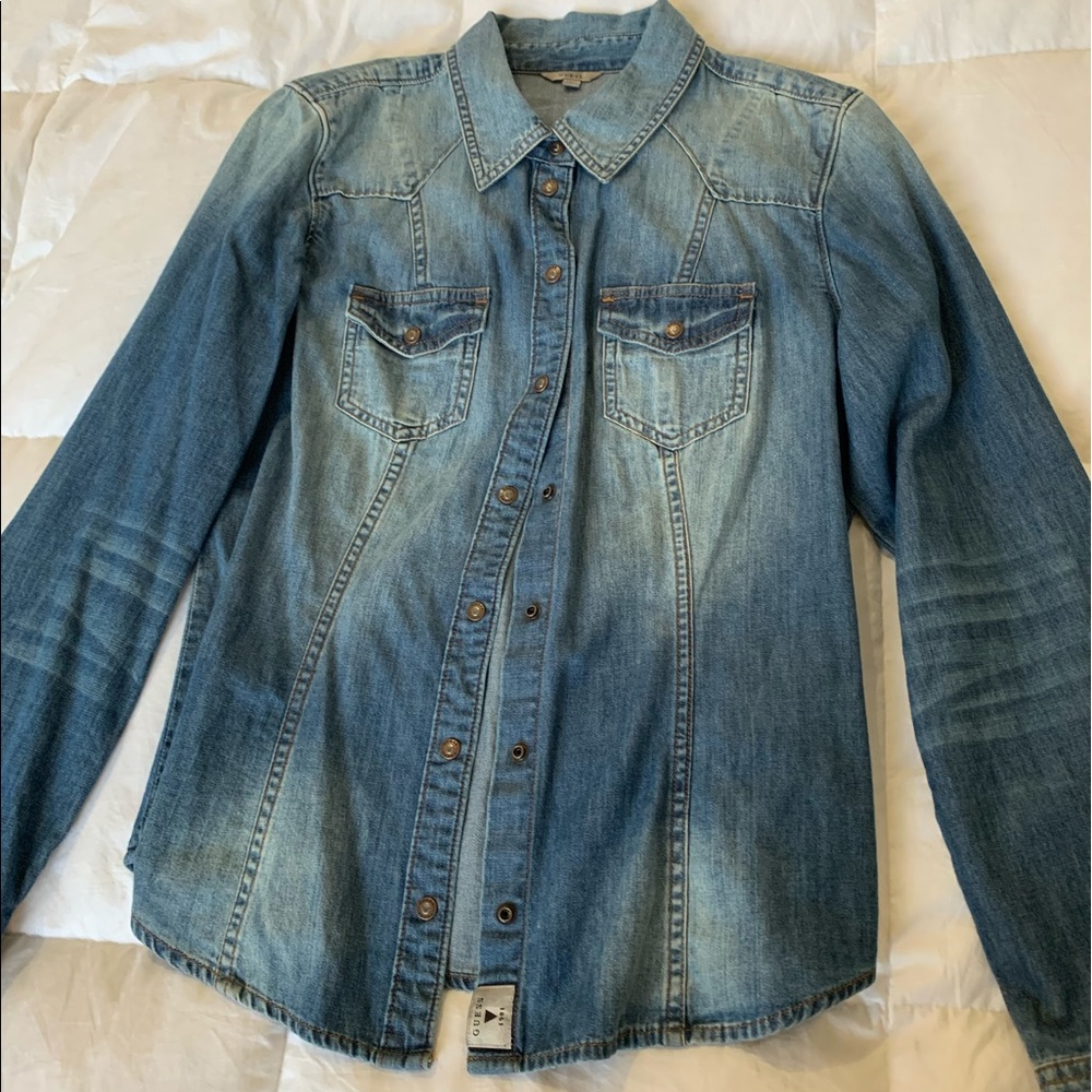 BWNOT guess lightweight denim jean jacket/shirt